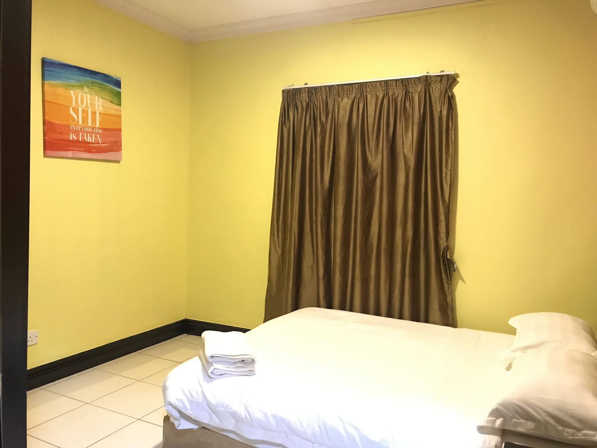 Sunset & Seaview Vacation Condos At Marina Court Resort Condo Kota Kinabalu Exterior photo