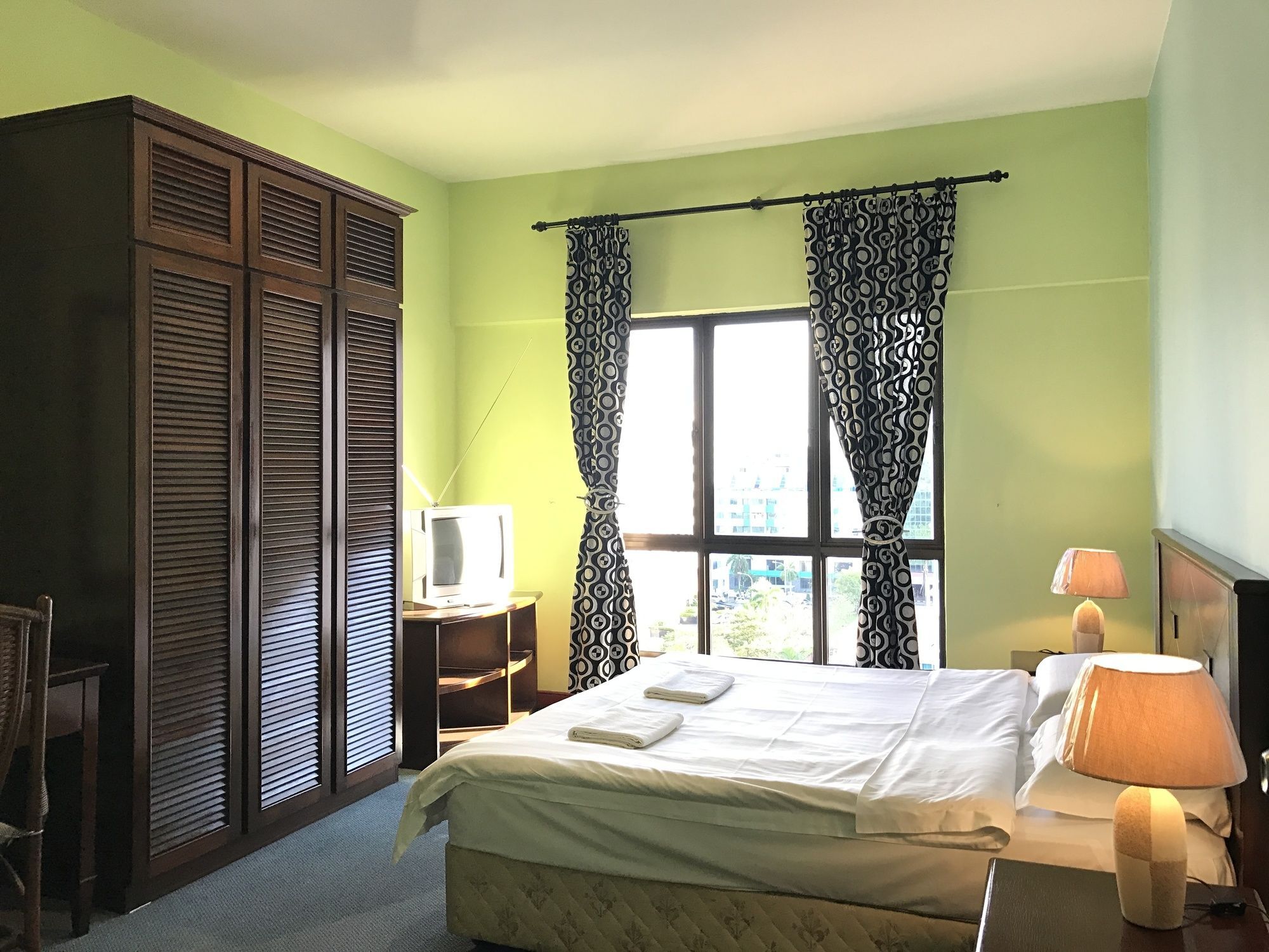 Sunset & Seaview Vacation Condos At Marina Court Resort Condo Kota Kinabalu Exterior photo